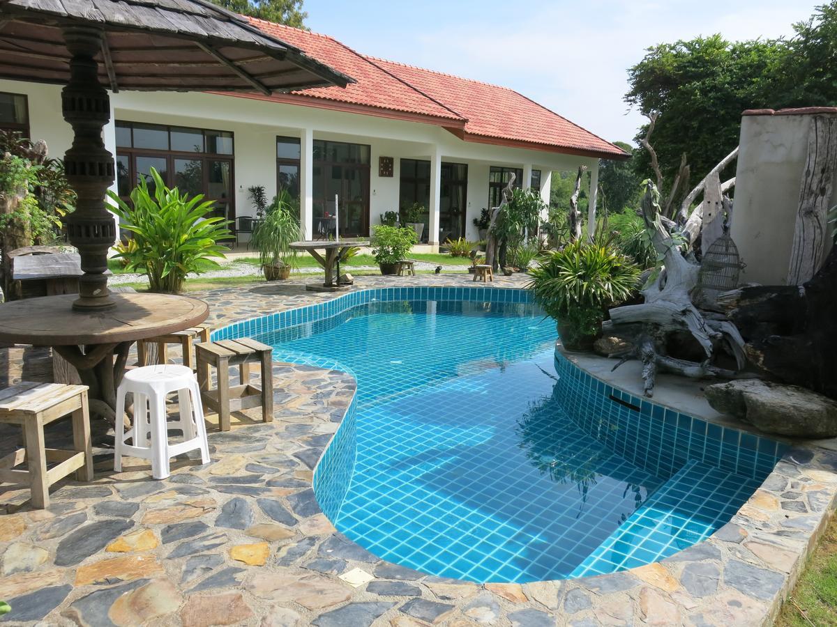 فندق Tree Roots Retreat رايونغ المظهر الخارجي الصورة
