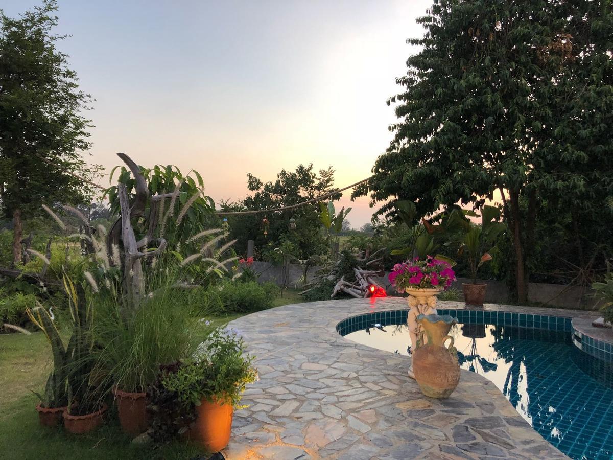 فندق Tree Roots Retreat رايونغ المظهر الخارجي الصورة