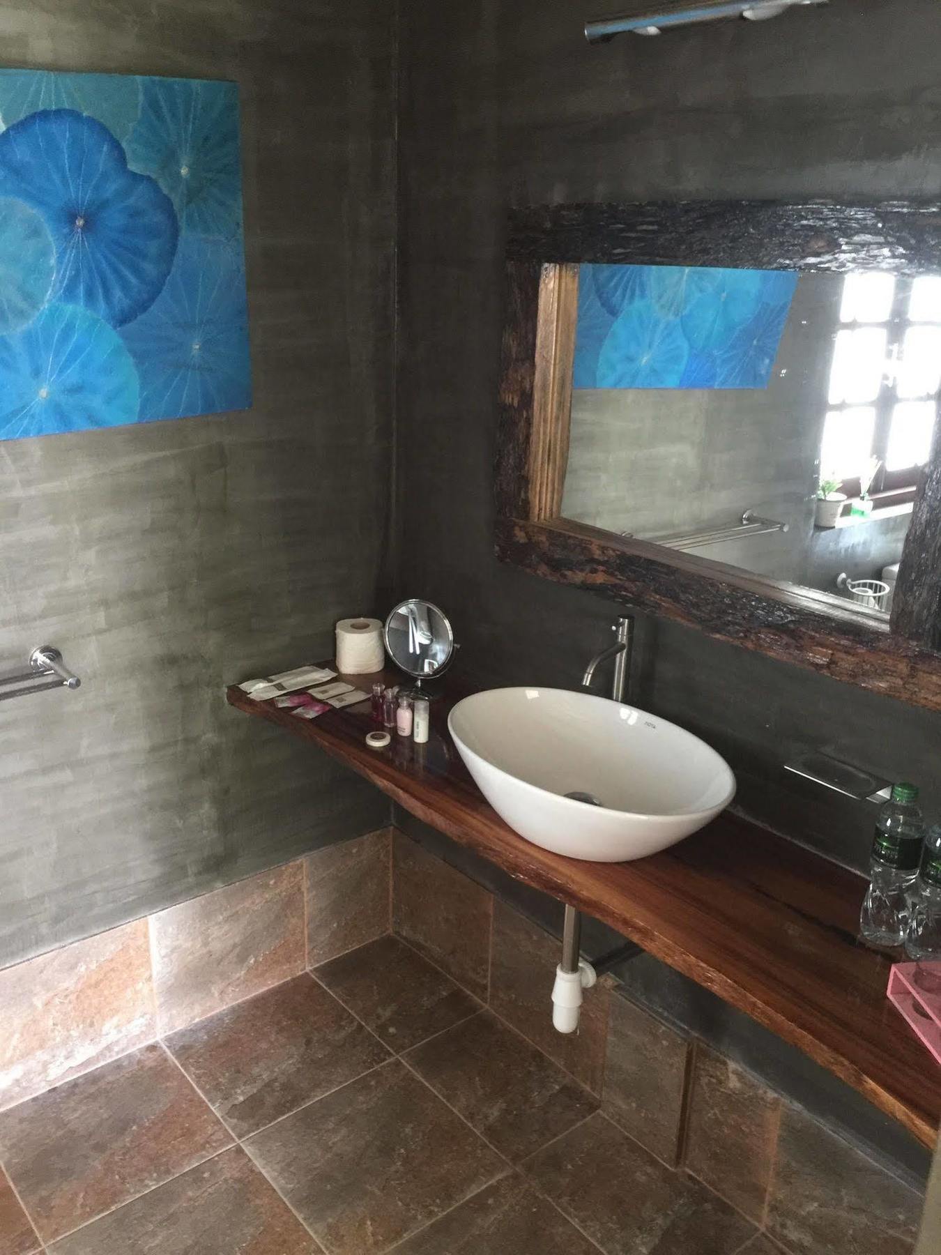 فندق Tree Roots Retreat رايونغ المظهر الخارجي الصورة